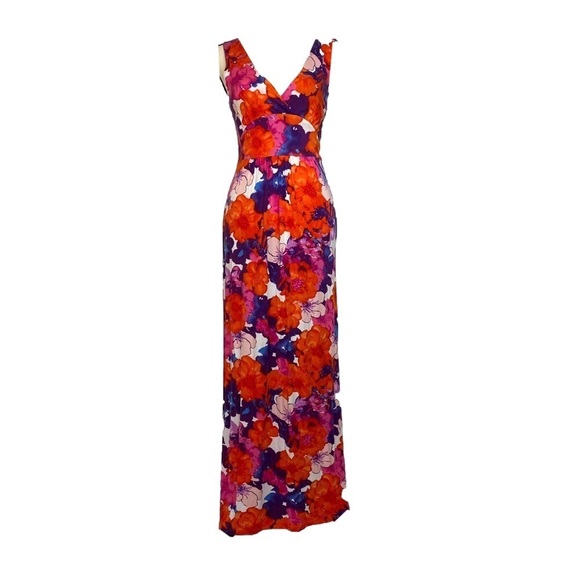 Floral Maxi Plunge Dress Small Petites - Picture 9 of 9